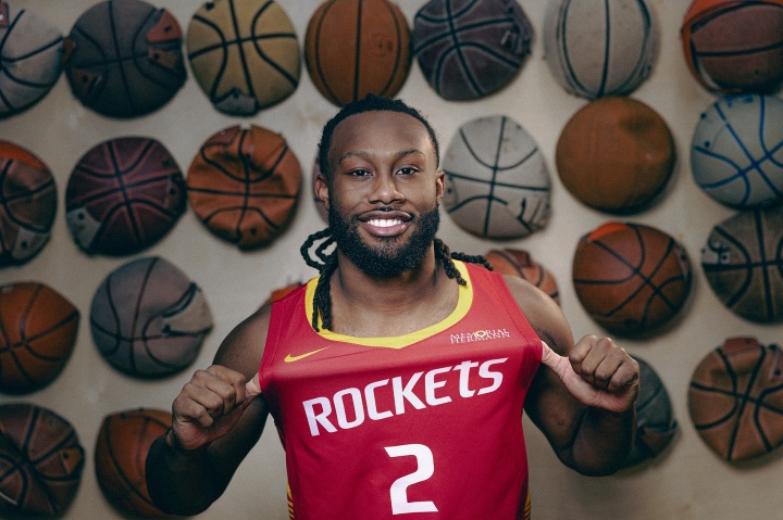 火箭操作评级B+!续约两大新星+引进斯玛特值得称赞 但太保守 火箭操作评级B+!续约两大新星+引进斯玛特值得称赞 但太保守