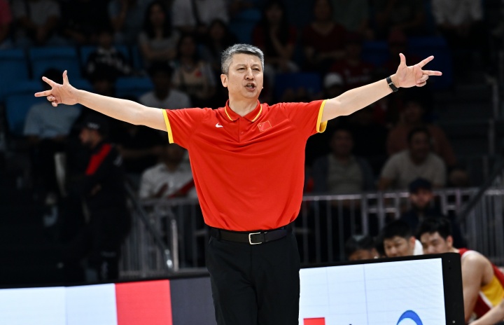 媒体人:中国队惨败非郭士强一人之过 但他是第一责任人&理应请辞 媒体人:中国队惨败非郭士强一人之过 但他是第一责任人&理应请辞