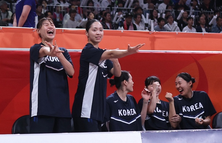 大获全胜!韩国女篮力克日本夺冠 韩国篮球亚运会收获3金1铜 大获全胜!韩国女篮力克日本夺冠 韩国篮球亚运会收获3金1铜