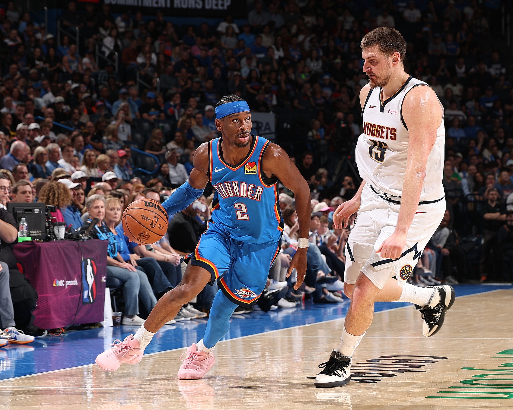 NBA最佳阵容公布:亚历山大约基奇全票一阵