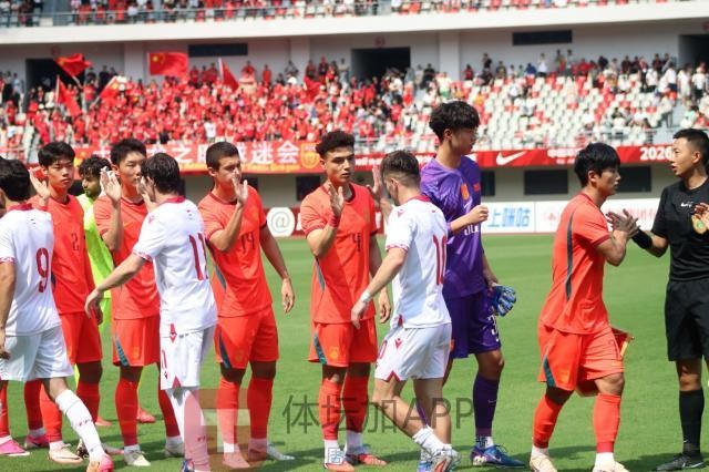 塔吉克U21主帅首负中国 赞对手全面升级