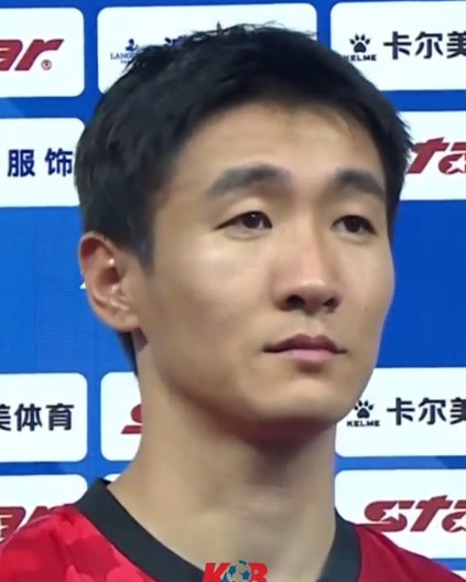 韦世豪放言足协杯争冠,梅开二度助蓉城大胜