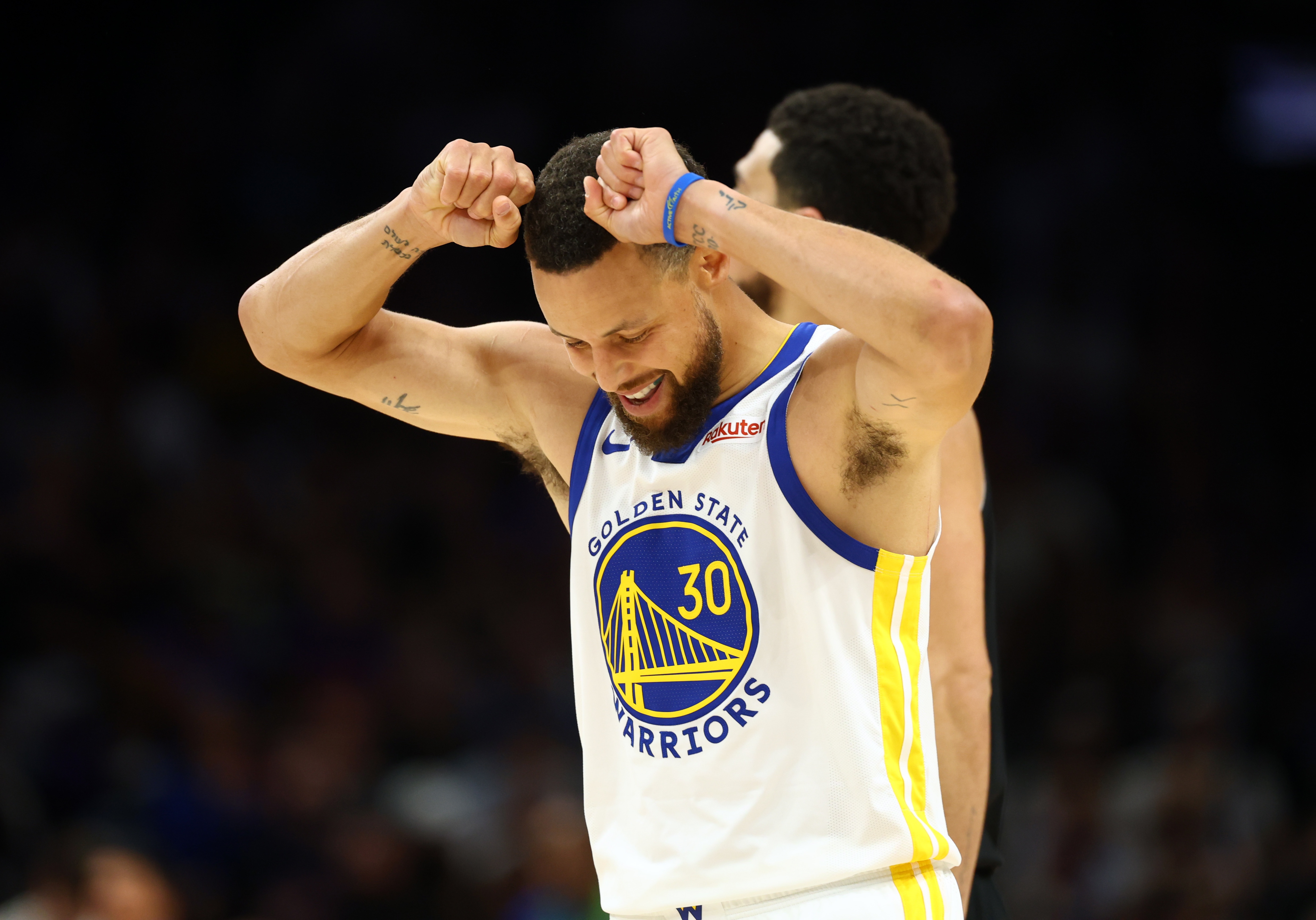 NBA上赛季场均三分命中数:库里4.4记领跑