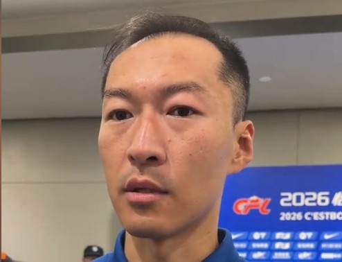 吴曦:教练组按球员能力来布置战术,全队共同努力拿到想要的分数