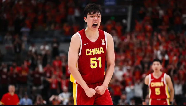 杨瀚森准绝杀!中国男篮两连胜出线利好
